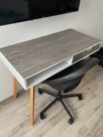 Schreibtisch mit Stuhl Niedersachsen - Alfeld (Leine) Vorschau