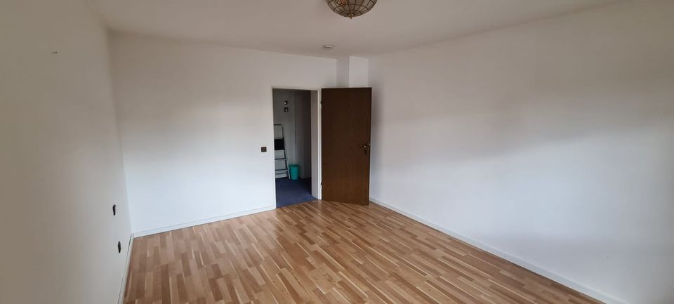 Von privat: 3- Zimmer ETW mit Balkon in Trebur