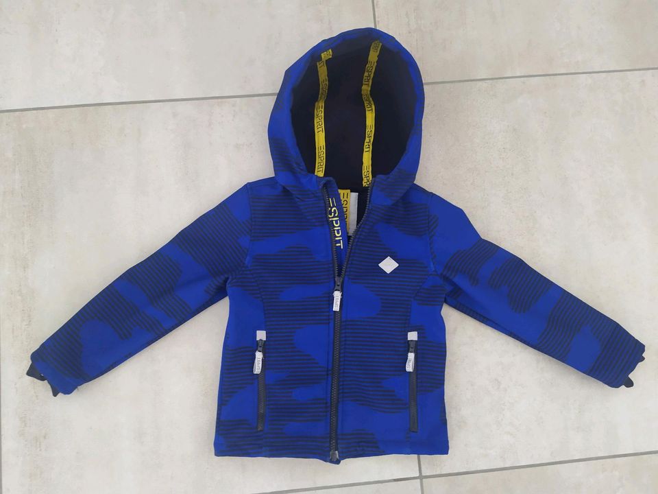 Kinder Softshelljacke Esprit Größe 104/110 in Rheinland-Pfalz - Neuburg am  Rhein | eBay Kleinanzeigen ist jetzt Kleinanzeigen