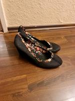 Damen Keilabsatz Sommer Schuhe Gr. 41 Bremen - Neustadt Vorschau