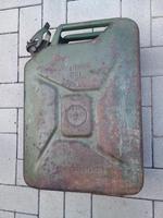 Bat 20l Benzinkanister Fledermaus DDR Kraftstoffkanister Annaberg-Buchholz - Mildenau Vorschau