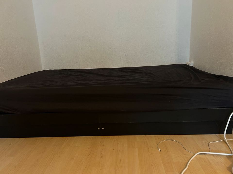 120x190 cm bett mit Matratze in Essen