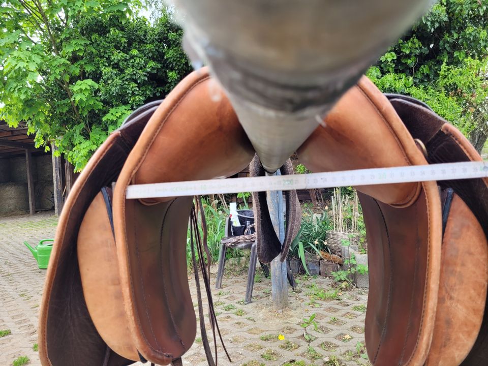 Sommer Evolution Wanderreitsattel - ideal für breite Pferde in Florstadt