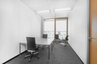 Privater Büroraum für 2 Personen in Regus Dusseldorf, Stadttor Düsseldorf - Hafen Vorschau