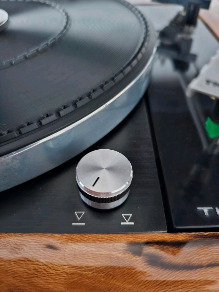 Thorens TD150 MKII Plattenspieler restauriert in Marl