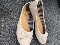 Ballerina Weiß Rheinland-Pfalz - Selters Vorschau