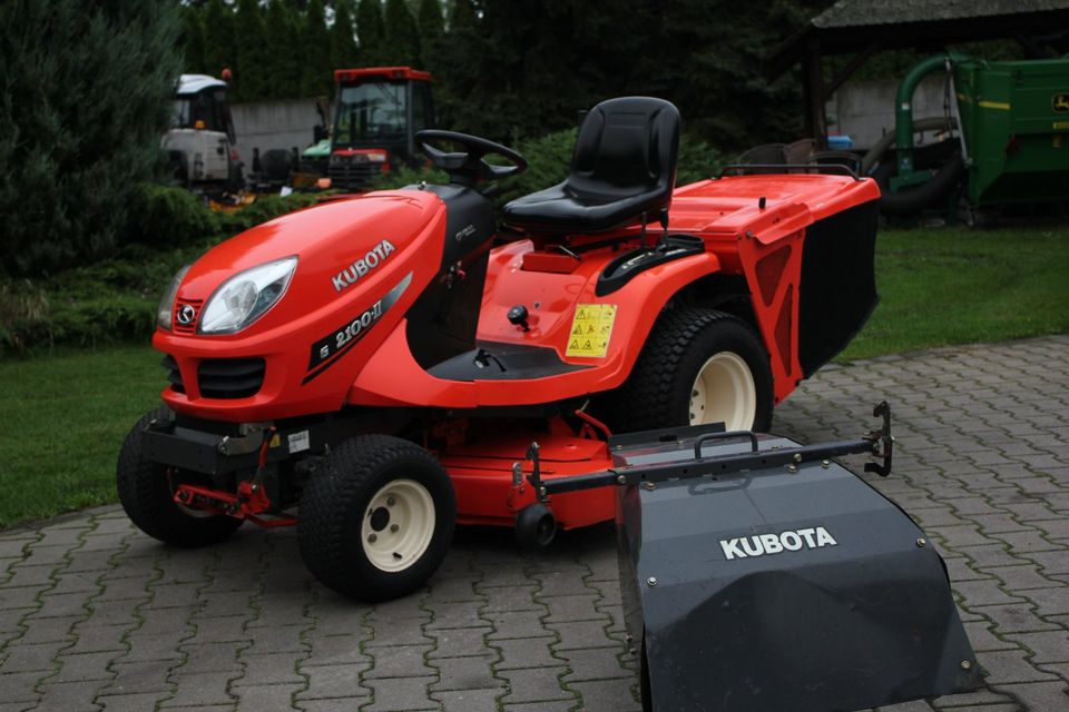 Kubota Gr 2100 diesel RASENTRAKTOR Rasenmäher Aufsitzmäher in Offenbach