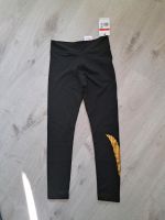 Nike Sportleggins---Neu mit Etikett--- Hessen - Lohfelden Vorschau