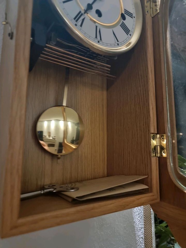 Original Hermle Wandpendel Uhr - Antiquität- in Stuttgart
