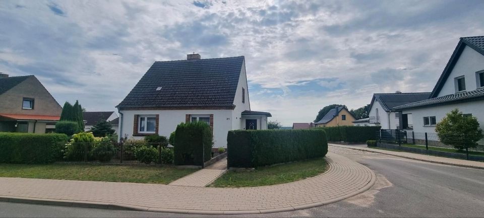 Preisreduziert !!  Einfamilienhaus mit schönem Garten und viel Nebengelass in Gartz (Oder)