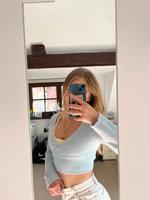 langärmeliges Croptop in hellblau Niedersachsen - Cremlingen Vorschau