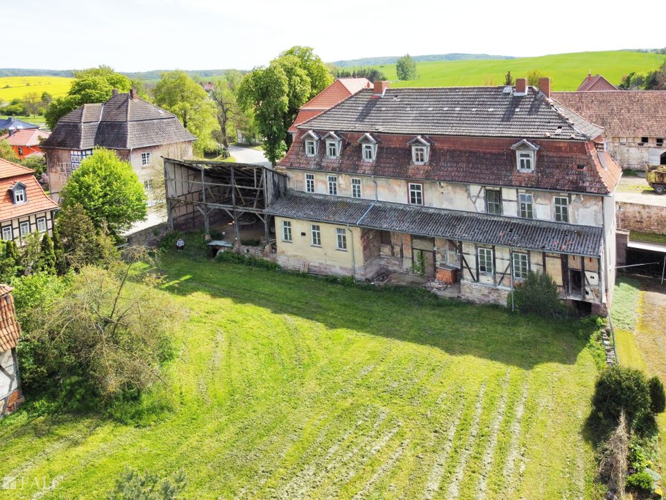 Denkmal Forsthaus Grundstück, Nebengelass, Ruhe und genehmigte Förderung zum Ausbau in Bendeleben