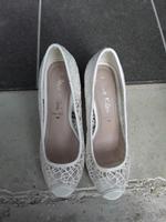 Spitzen High Heels Stoffmuster Weiß Schuhe Pumps Bayern - Pollenfeld Vorschau