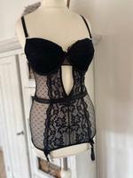 Hunkemöller, Lascana Gr S  Body Gr S 75 B Hessen - Hünstetten Vorschau