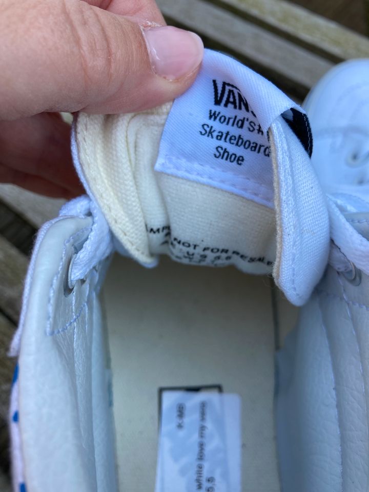 Vans Gr 37 Neu außergewöhnliches Modell in Hamburg