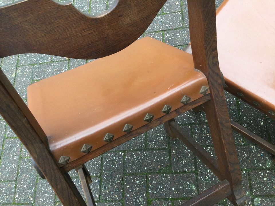 4 Stühle Eiche mit Leder bezogen sehr stabil unbehandelt in Neuenhaus