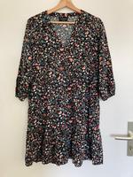 Gr. 40 kurzes Sommerkleid mit Blumen Fit & Flair Rheinland-Pfalz - Mainz Vorschau
