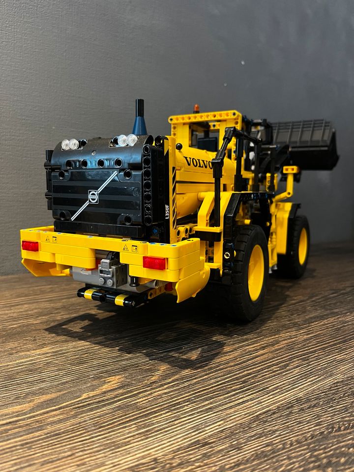 Lego Technic (4230) - Volvo Radlader in Hamminkeln