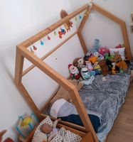 Hausbett für (Klein)Kinder inkl. Matratze Sachsen-Anhalt - Magdeburg Vorschau