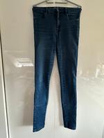 Only Royal High Rise Skinny Damen Jeans, mittelblau Gr. M L24 Thüringen - Gotha Vorschau