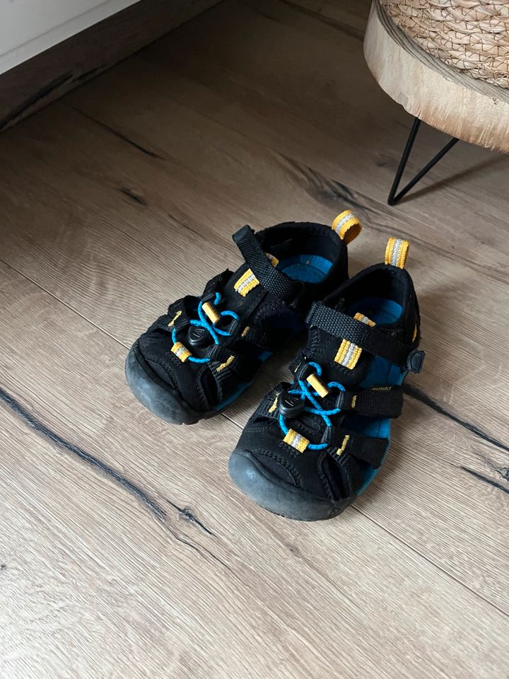 Keen Sandalen 27/28 in Gengenbach