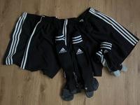 Sporthose kurz und Stutzen Adidas Baden-Württemberg - Ravensburg Vorschau