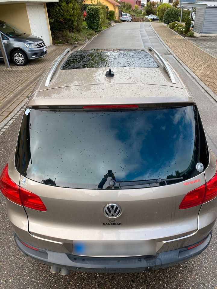 VW Tiguan 2.0 TDI 4motion Titanium Beige Metallic, AHK in Weilheim