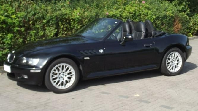 BMW Z 3, Leder, elekt. Dach Cabrio, Allufelgen- Traumauto in Kölln-Reisiek