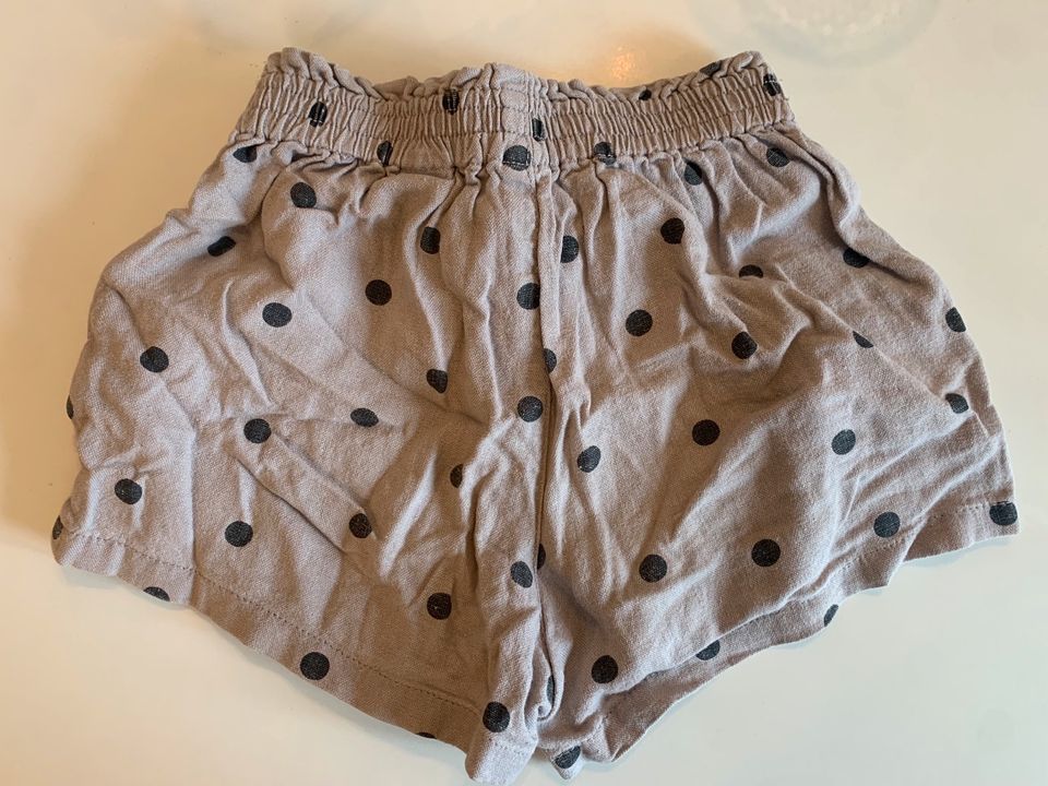 Zara Shorts Gr.110 (4-5 Jahre) grau/braun Punkte gepunktet Hose in München