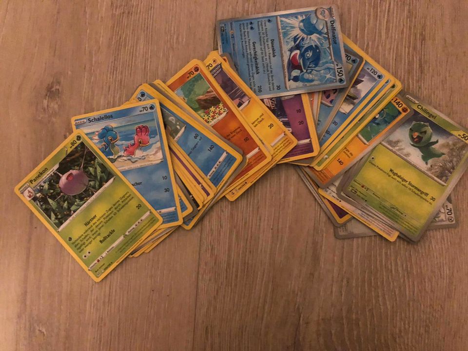 60 Pokemon Karten VMax in Nuthe-Urstromtal