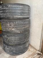 Bridgestone Sommerreifen 245/40/R19 Niedersachsen - Kakenstorf Vorschau