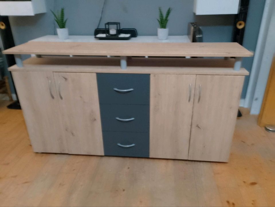 Ikea Malm Kommode Sideboard Sonoma Eiche 155 x 35 x 83 Lieferung in Mönchengladbach