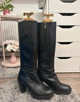 DUO Stiefel mit Absatz Muss Weg Nordrhein-Westfalen - Moers Vorschau