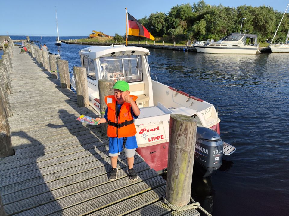 Red Pearl 115PS mit Führerschein Mietboot 1 Woche Angelboot in Lütjenburg