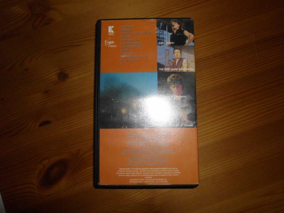 Under a blood red Sky - VHS    5,00 € in Husum
