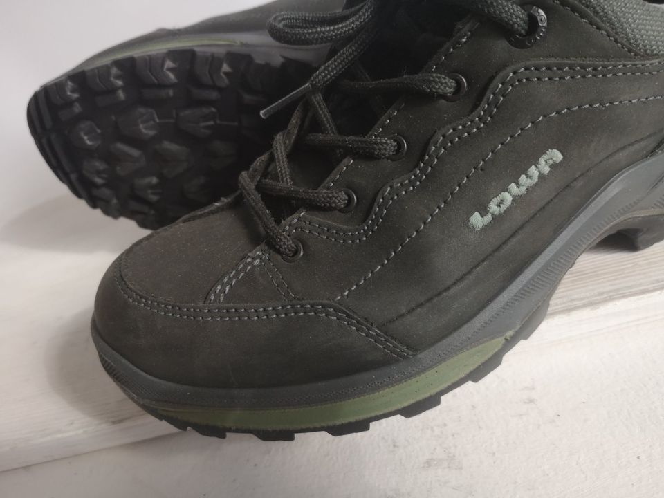 Damen Wander Schuhe LOWA RENEGADE GTX Gr 41 UK 7 khaki Nubuk in Duisburg