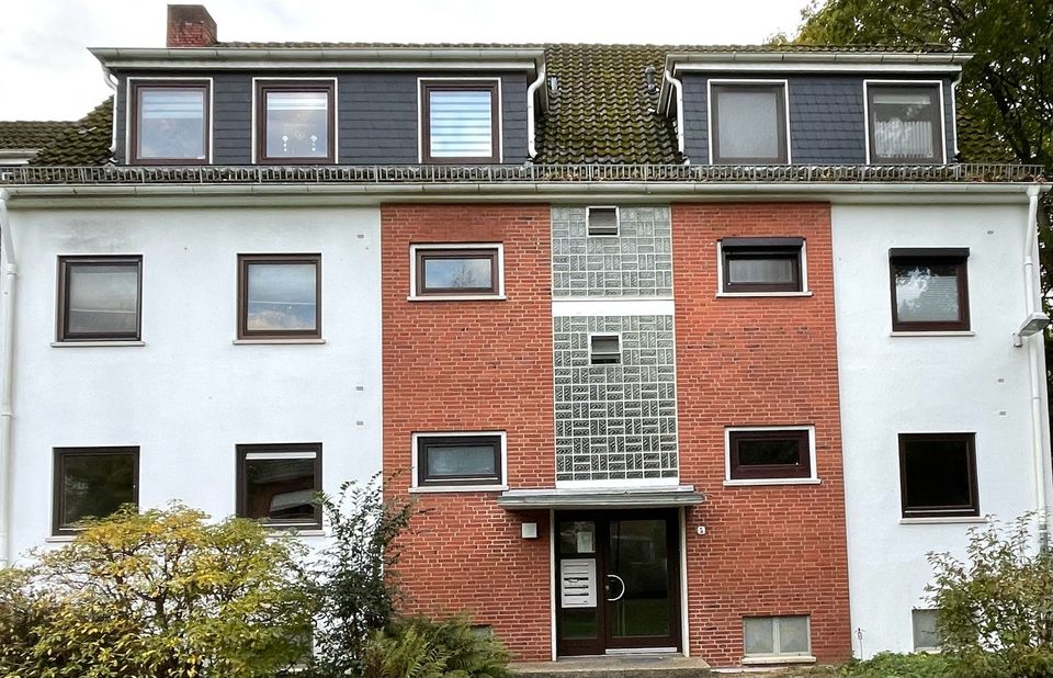 Bremen St. Magnus: Schöne 2-Zimmerwohnung mit Balkon in ruhiger Lage in Bremen