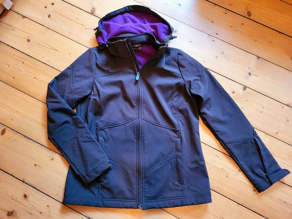 TCM Softshelljacke alpine Jacke Gr.40 neuwertig in Ahrensburg