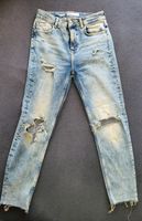 Bershka Jeans mit Rissen, Größe 36/ S, Straight Cropped Rheinland-Pfalz - Bendorf Vorschau