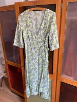 Monki Wickelkleid Blumen Gr. 36/S Innenstadt - Köln Altstadt Vorschau