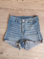 Hot Pants / Shorts Jeans H&M Gr. 38 Nordrhein-Westfalen - Lippetal Vorschau