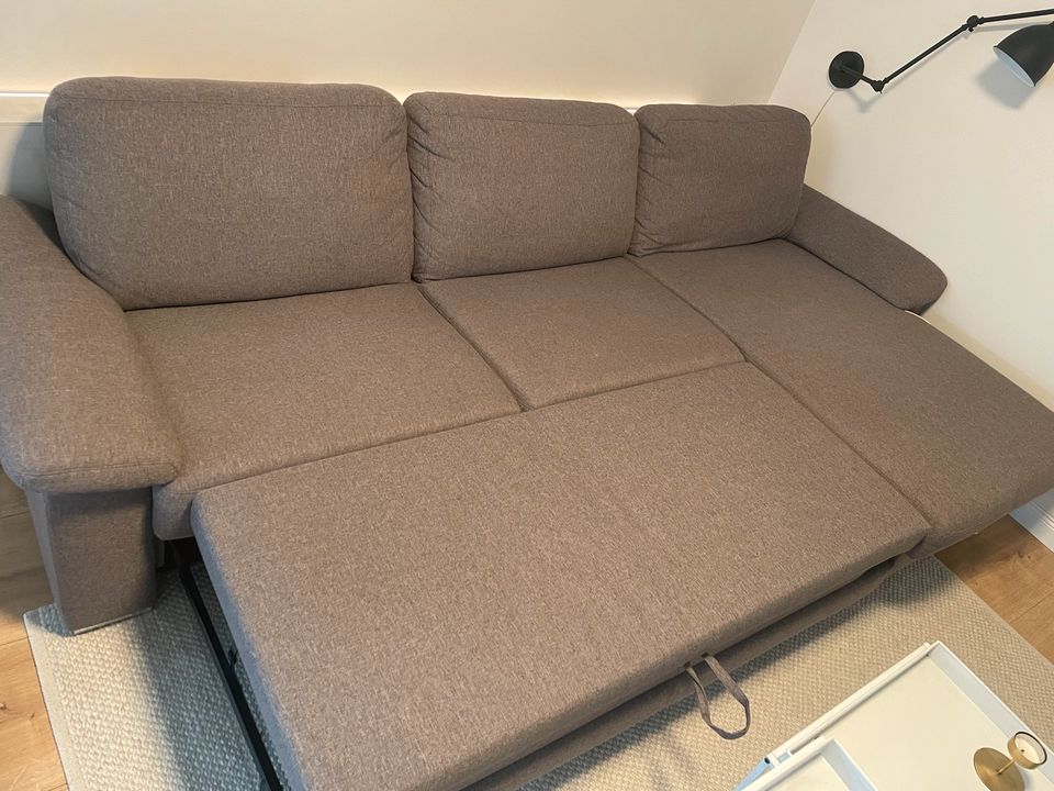 Couch Ecksofa mit Schlaffunktion von HMC in Kiel