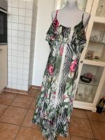 Sommerkleid Kleid Guess Gr. 38, 40, M, L Weiß mit Blumen Essen - Essen-Stadtwald Vorschau