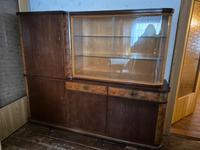 Alte kommode mit Glasfront und viel Stauraum Sachsen - Limbach-Oberfrohna Vorschau