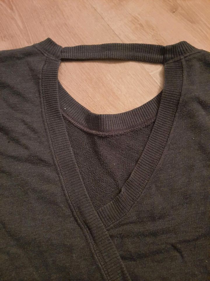 Toller Pullover von Hollister Größe S, grau in Soltau