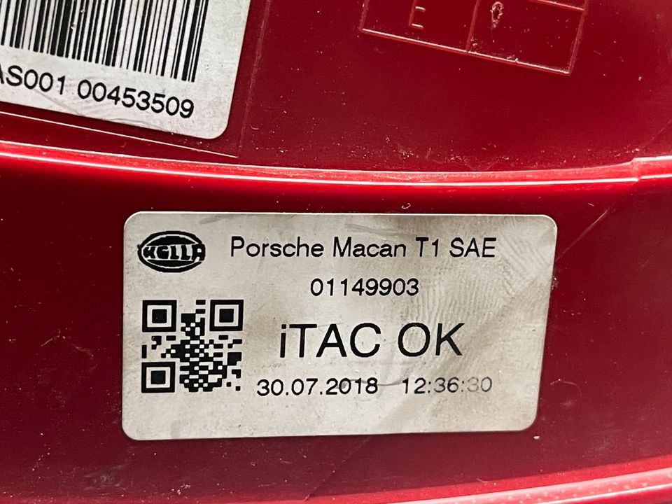 Porsche Macan Rückleuchte LED Links 95B945095N in Gelsenkirchen