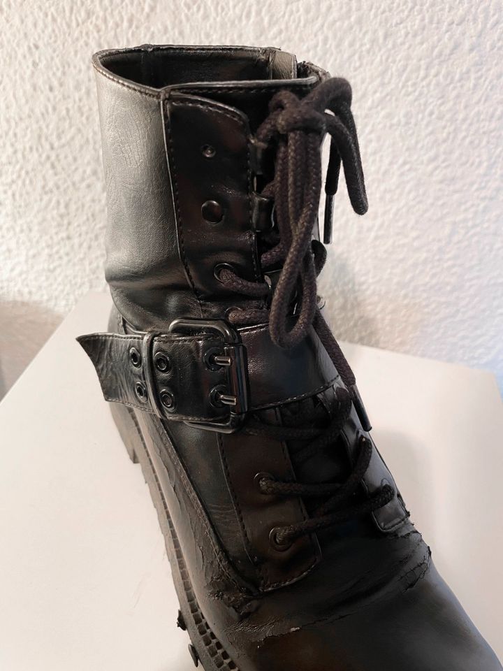 Boots Biker Plateau Schnürboots Stiefel Reißverschluss Gr. 38 in Münchberg