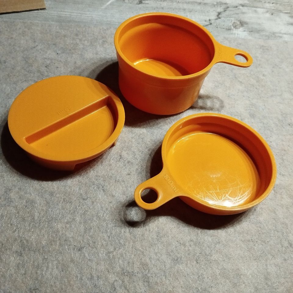 Tupperware Messbecher 3teilig 250-100-50-25ml Orange in gutem Zus in Kehl