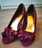 Pumps H&M Rüschen magenta Duisburg - Rheinhausen Vorschau