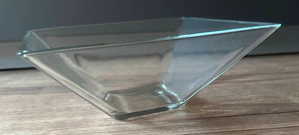 LEONARDO Glasschale Glas Schale Servierschüssel Obstkorb etc. in Sasbach